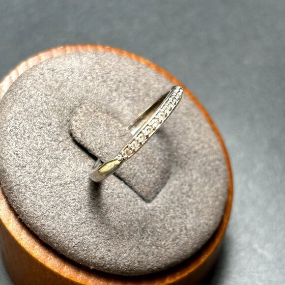 VTG Sterling Silver 925 Cubic Zirconia Pave Set 2mm Band Ring Size 7.75 - Picture 3 of 10